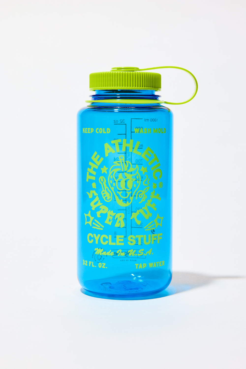 This 32oz wide mouth Nalgene bottle is made in the USA. Tough, reliable, and BPA-free, the Super Tuff Nalgene Bottle ensures hydration during your most demanding outdoor activities.